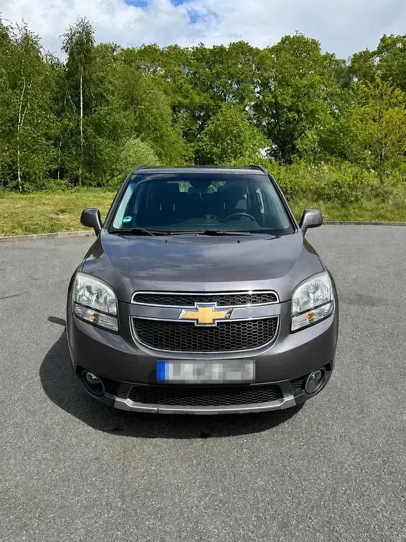 Gebraucht Chevrolet Orlando 163 PS (119 kW) 2012 Grau Van / Kleinbus