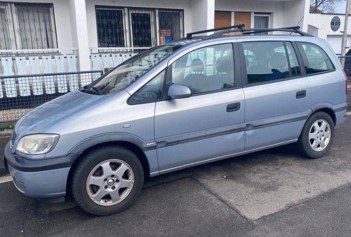 Gebraucht Opel Zafira Elegance 125 PS (91 kW) 2000 Grau Van / Kleinbus
