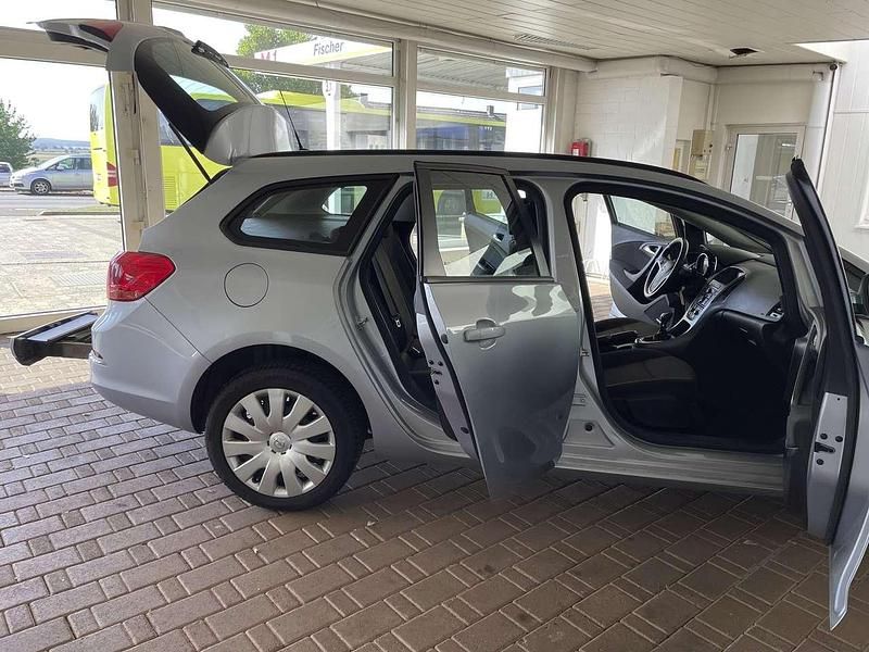 Gwd Gebraucht 2015 Opel Astra Edition Kombi | 6.990 € (Fairer Preis) - Bild 1/2