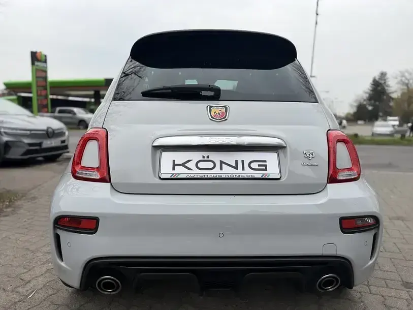Używany Abarth 595 165 KM (121 kW) 2023 Szary Hatchback