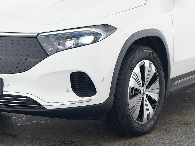 Gebraucht Mercedes EQA250 Advanced Plus 139 kW (190 PS) 2025 Unilack polarweiß SUV