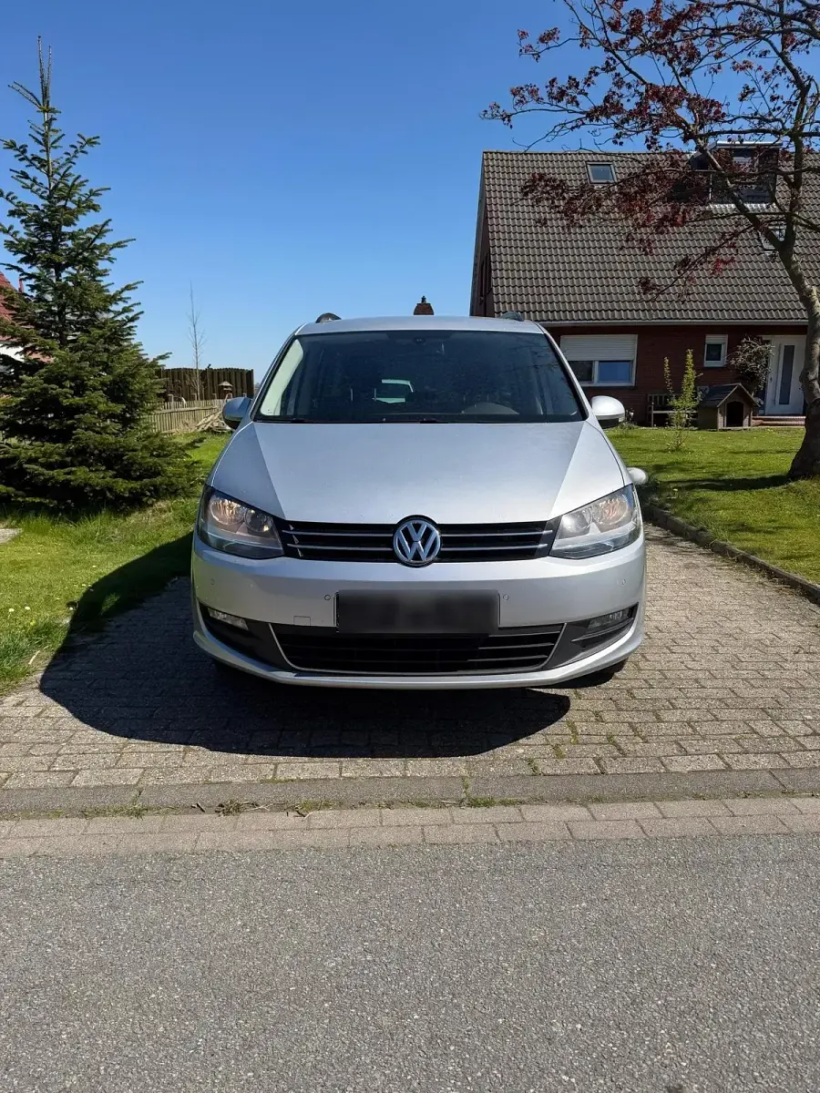 Gebraucht VW Sharan 140 PS (102 kW) 2012 Silber Van / Kleinbus