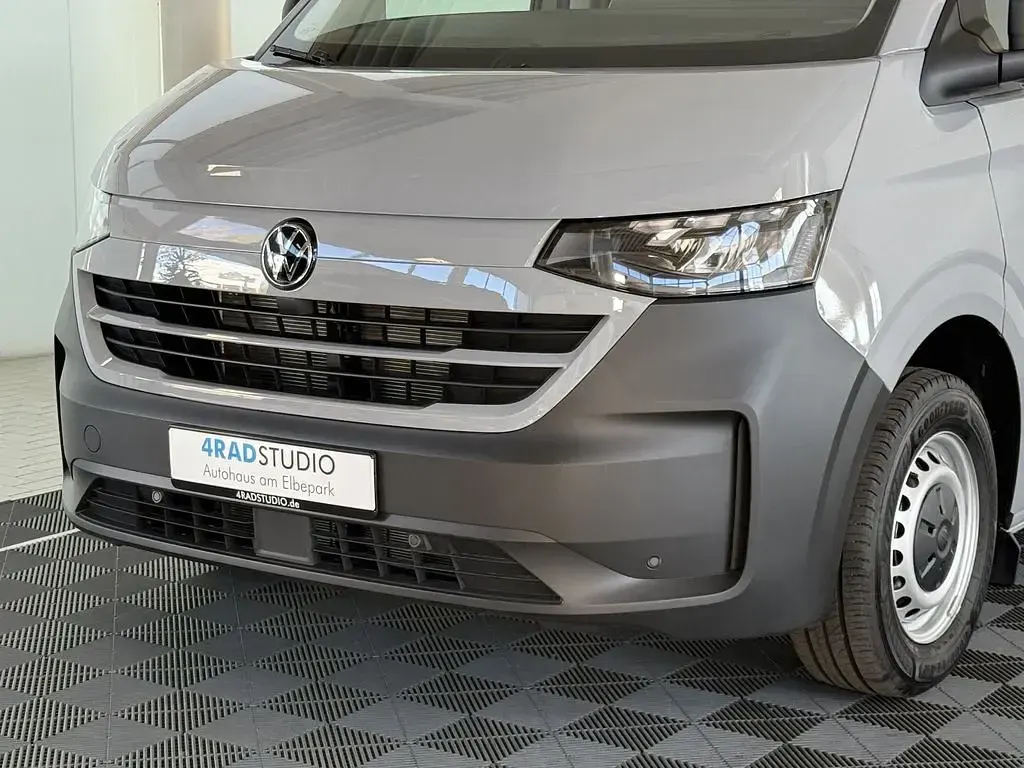 Neu VW Transporter 150 PS (110 kW) 2026 Grau Van