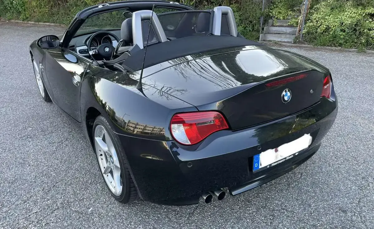 Gebraucht BMW Z4 177 PS (130 kW) 2007 Schwarz Cabrio