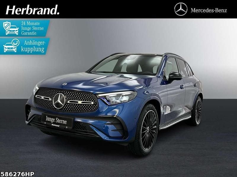 Blau Gebraucht 2024 Mercedes GLC300 AMG SUV | 60.970 € (Fairer Preis) - Bild 1/4