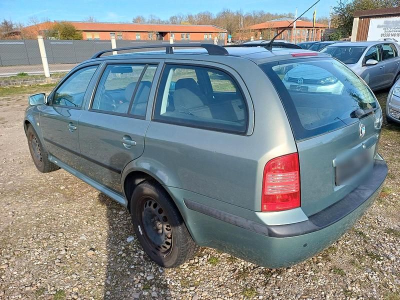 Gebraucht Skoda Octavia 116 PS (85 kW) 2004 Grün Kombi