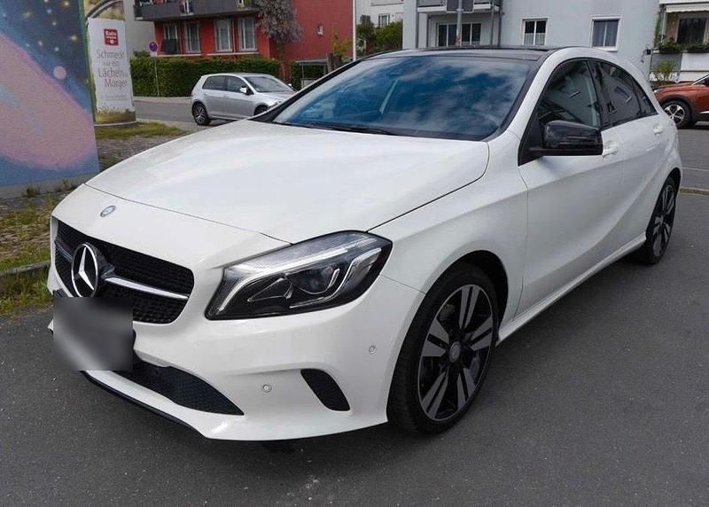 Gebraucht Mercedes A250 211 PS (155 kW) 2016 Weiß Kleinwagen