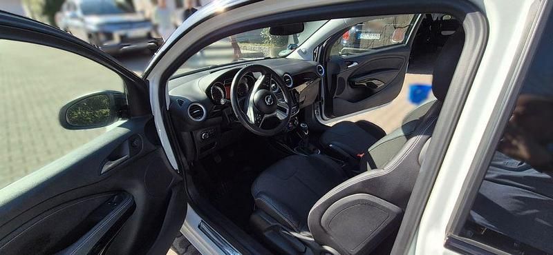 Gebraucht Opel Adam 101 PS (74 kW) 2019 Weiß Kleinwagen