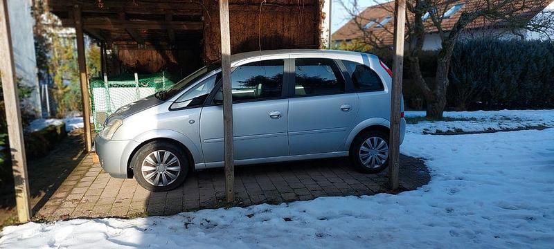 Gebraucht Opel Meriva 101 PS (74 kW) 2005 Silber Van / Kleinbus