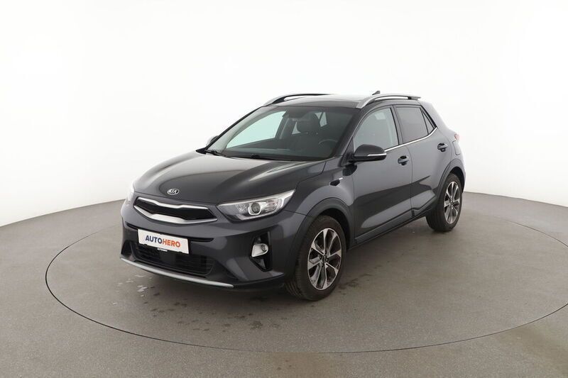 Grau Gebraucht 2019 Kia Stonic Platinum Edition SUV | 15.600 € - Bild 1/4