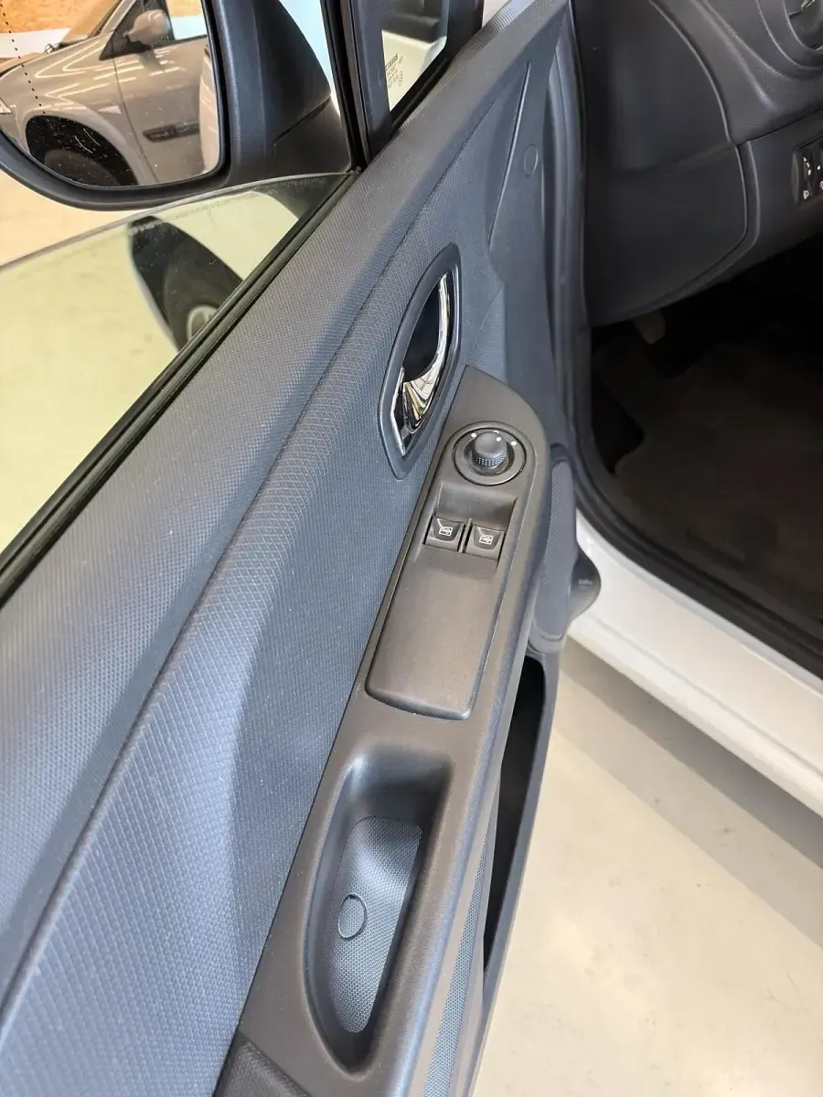 Gebraucht Renault Clio 2014 Weiß Kleinwagen