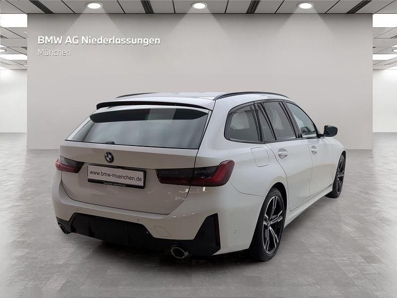 Brugt BMW 330 Performance 245 HK (180 kW) 2023 Hvid Stationcar