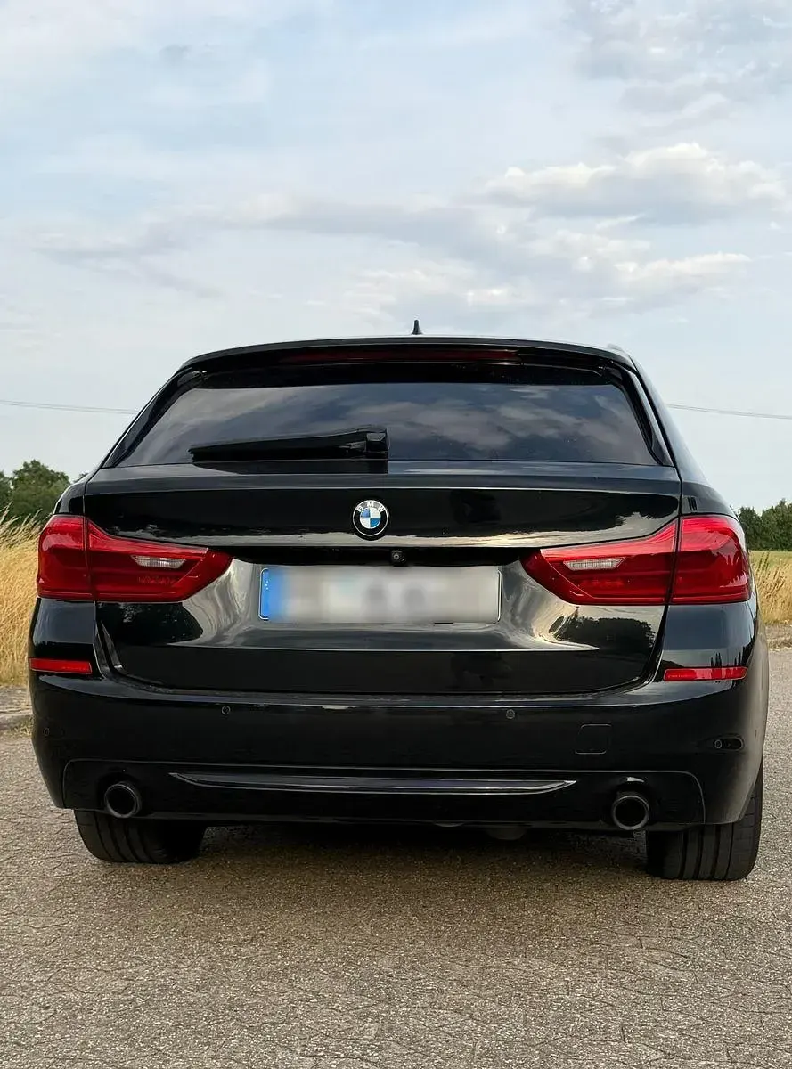 Gebraucht BMW 530 Sport Line 265 PS (194 kW) 2017 Schwarz Kombi