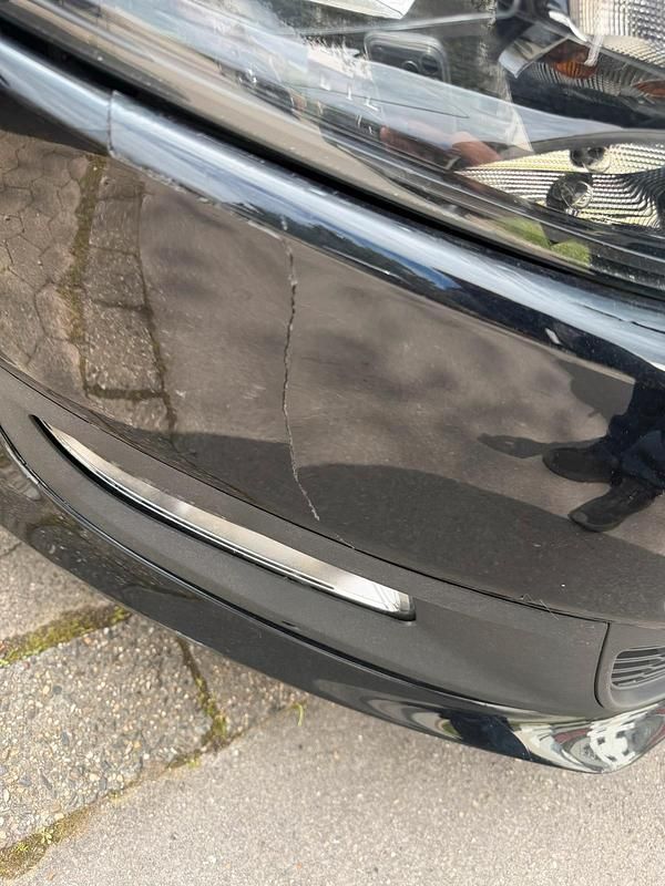 Second-hand VW Polo 60 CP (44 kW) 2012 Negru Hatchback