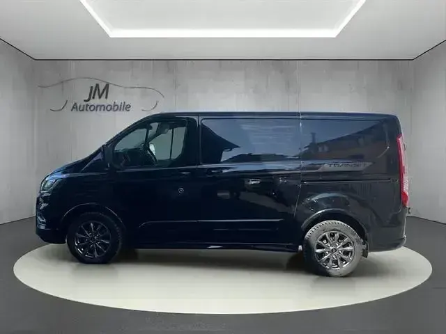 Second-hand Ford Transit Custom Sport 354 CP (260 kW) 2021 Negru Monovolum