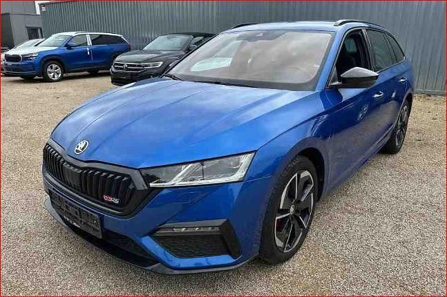 Blau Gebraucht 2022 Skoda Octavia RS Kombi | 26.450 € (Fairer Preis) - Bild 1/4