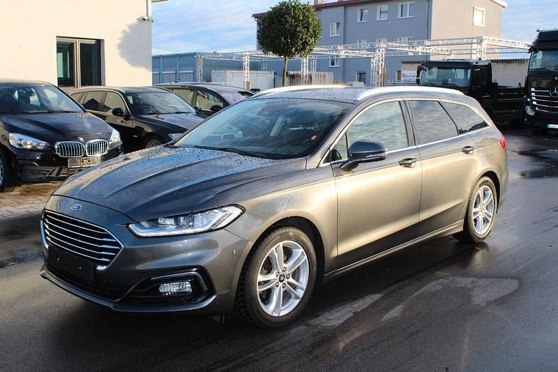 Gebraucht Ford Mondeo Titanium 190 PS (139 kW) 2019 Grau Kombi