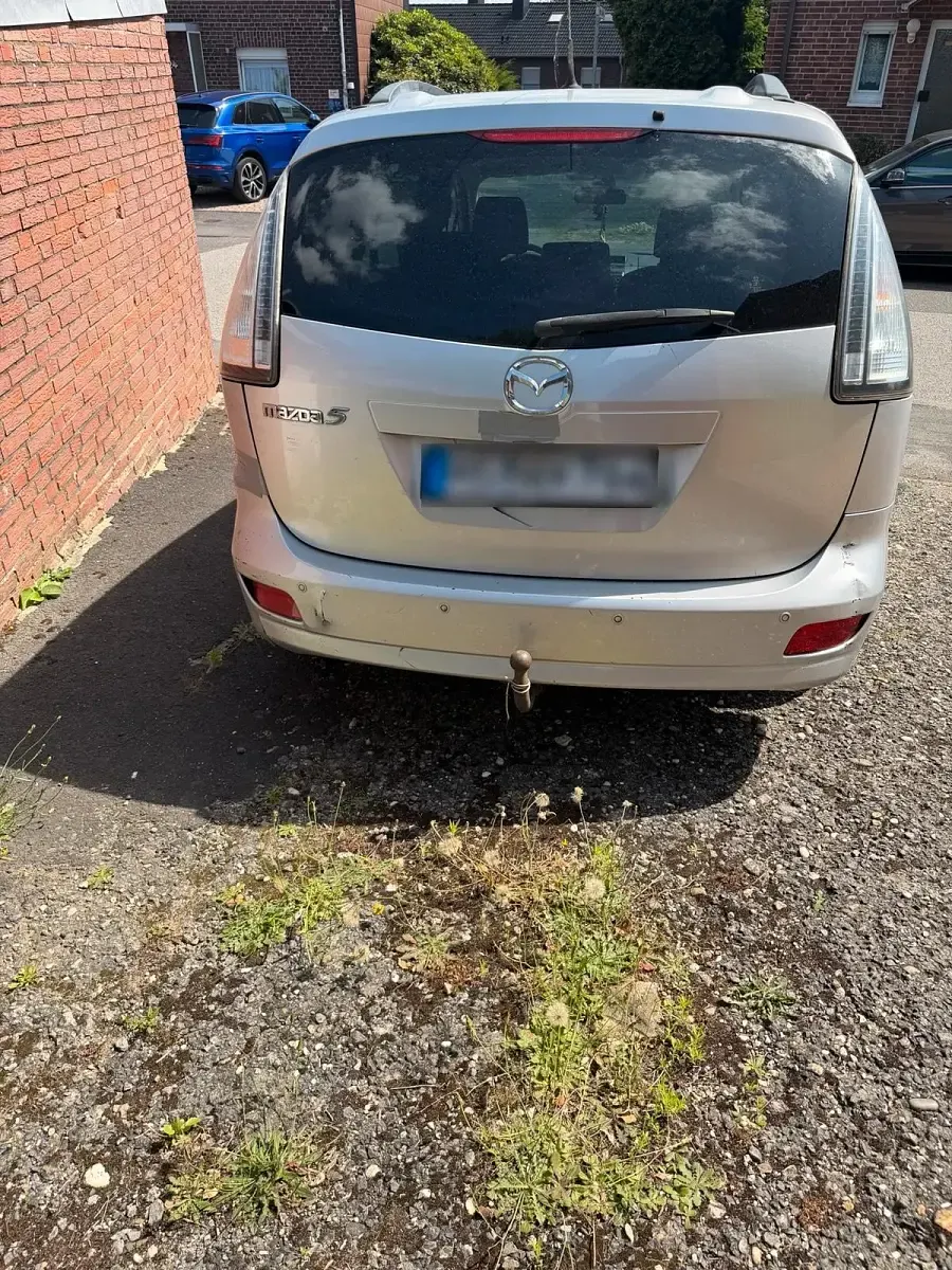 Gebraucht Mazda 5 143 PS (105 kW) 2010 Silber Van / Kleinbus