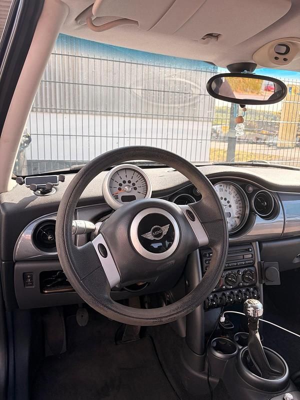 Second-hand Mini ONE 89 CP (65 kW) 2003 Albastru Hatchback