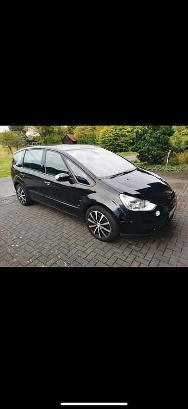 Blau Gebraucht 2009 Ford S-MAX S Van / Kleinbus | 3.999 € (Guter Preis) - Bild 1/4