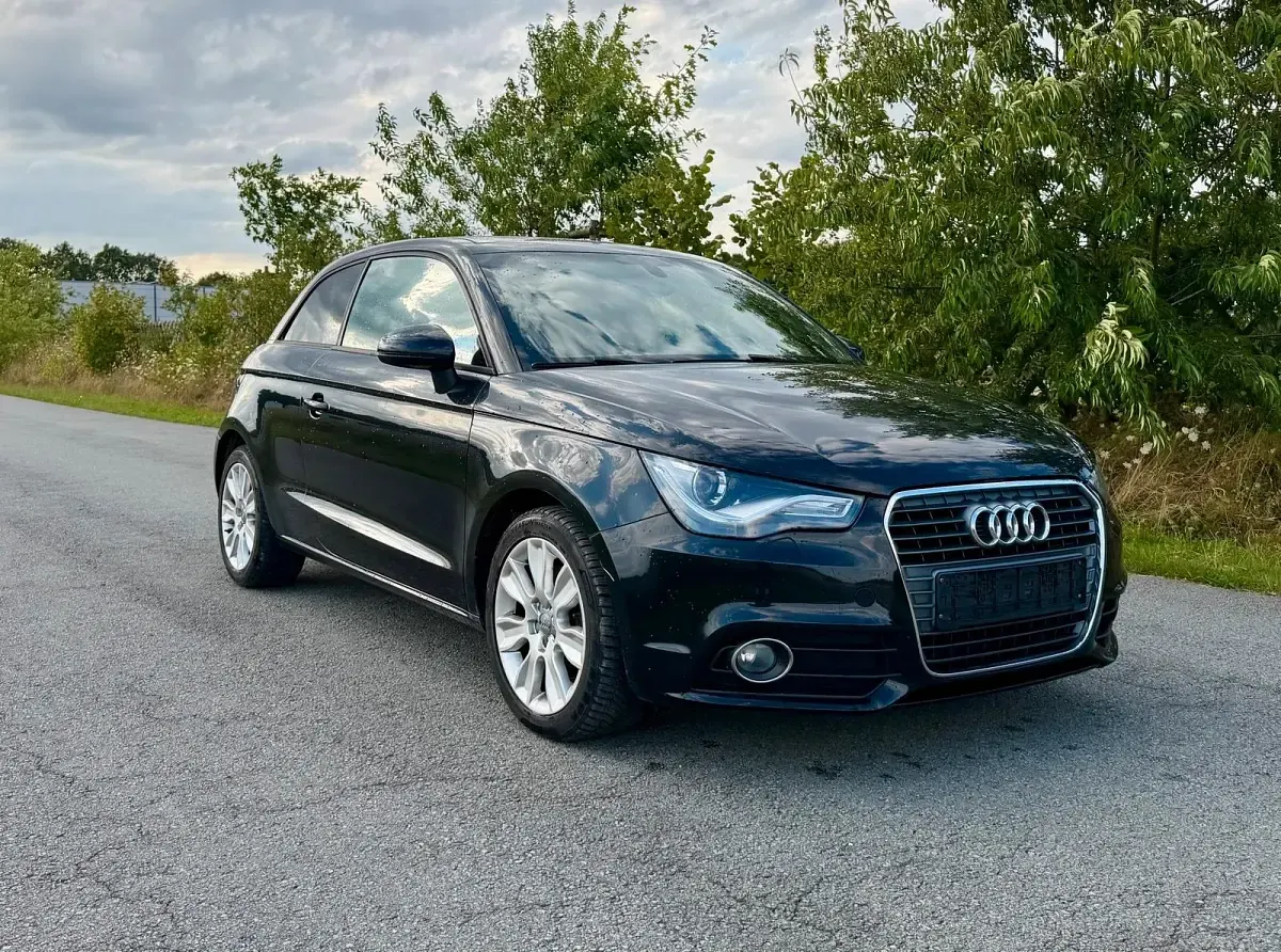 Gebraucht Audi A1 Sport 122 PS (89 kW) 2010 Schwarz Kleinwagen