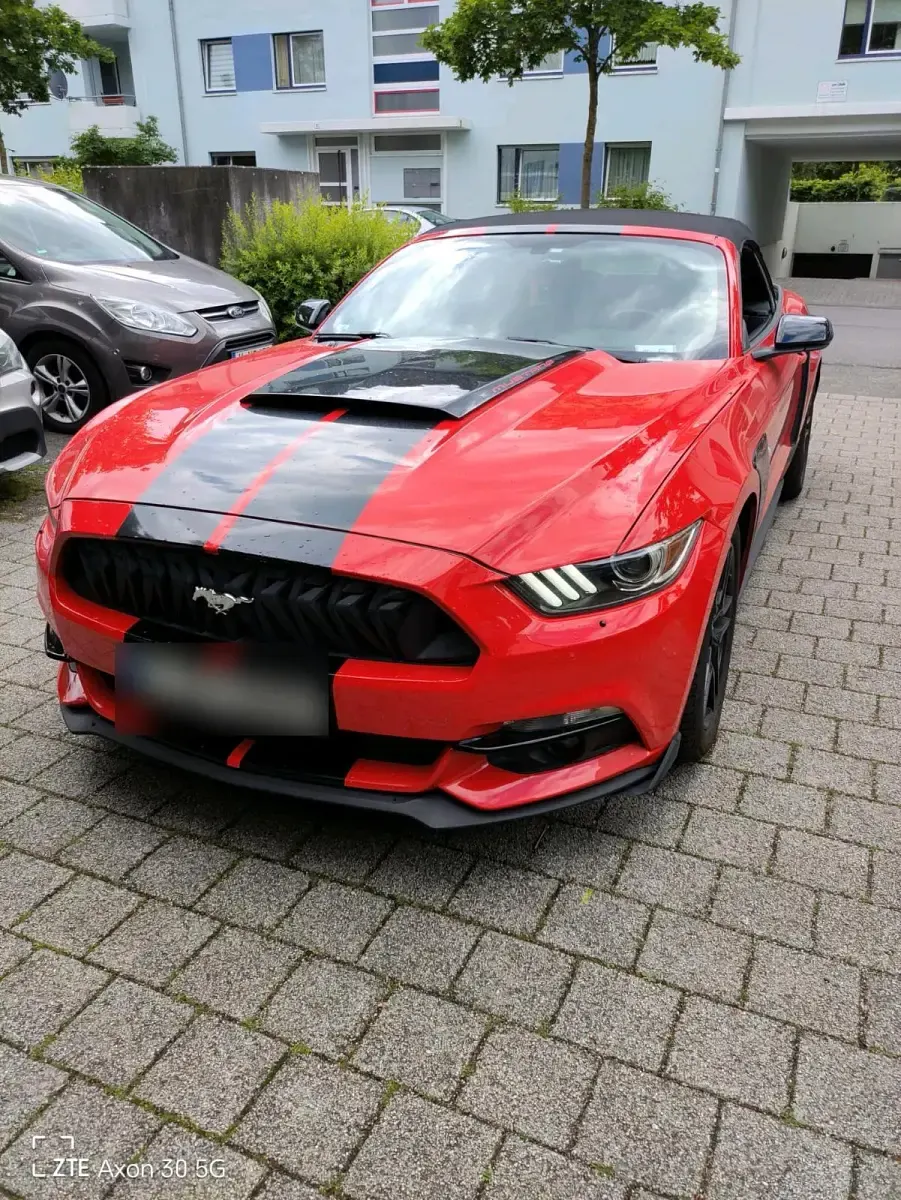Gebraucht Ford Mustang 309 PS (227 kW) 2016 Rot Cabrio