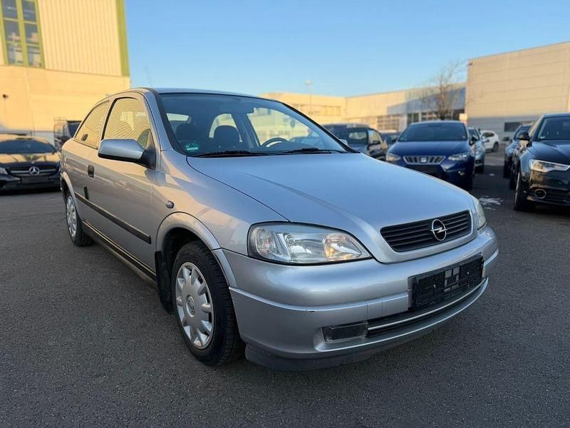 Gebraucht Opel Astra 65 PS (47 kW) 1999 Silber Coupé