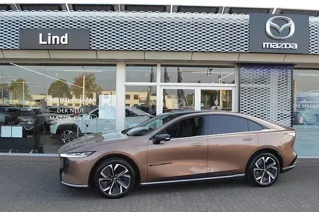 Gebraucht Mazda 6e Takumi-Line 60 kW (82 PS) 2025 Melting copper m Limousine