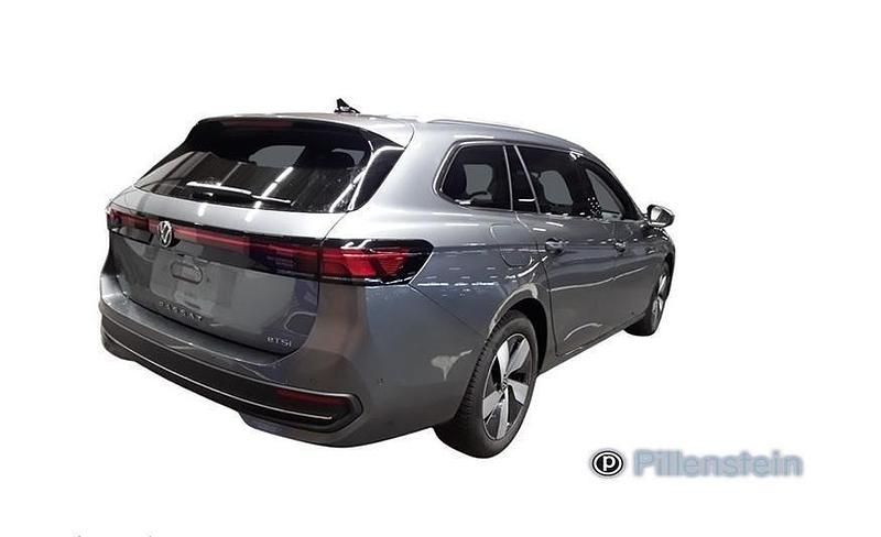 Gebraucht VW Passat IQ Drive 150 PS (110 kW) 2025 Grau Kombi