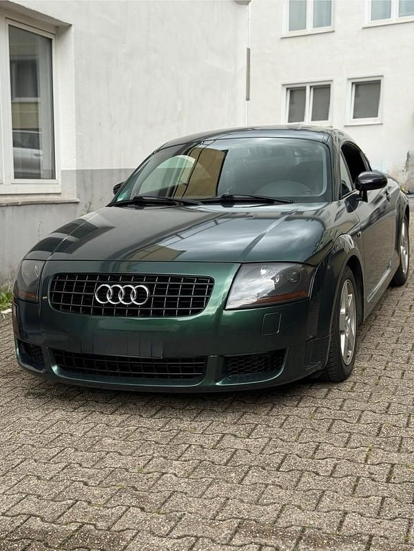 Silber Gebraucht 2000 Audi TT S-Line Coupé | 5.000 € (Etwas zu teuer) - Bild 1/4