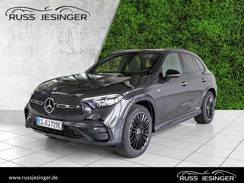 Graphite grey Gebraucht 2025 Mercedes GLC300e AMG SUV | 74.850 € - Bild 1/3