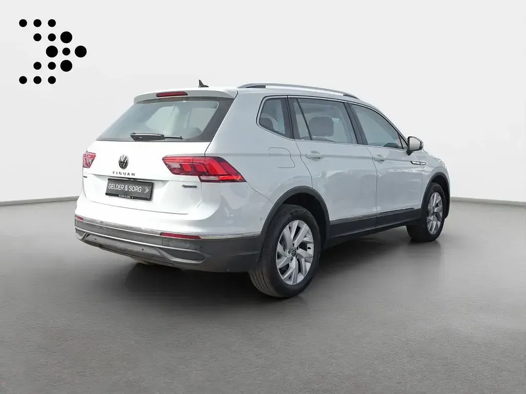 Gebraucht VW Tiguan Allspace Life 200 PS (147 kW) 2022 Pure white SUV
