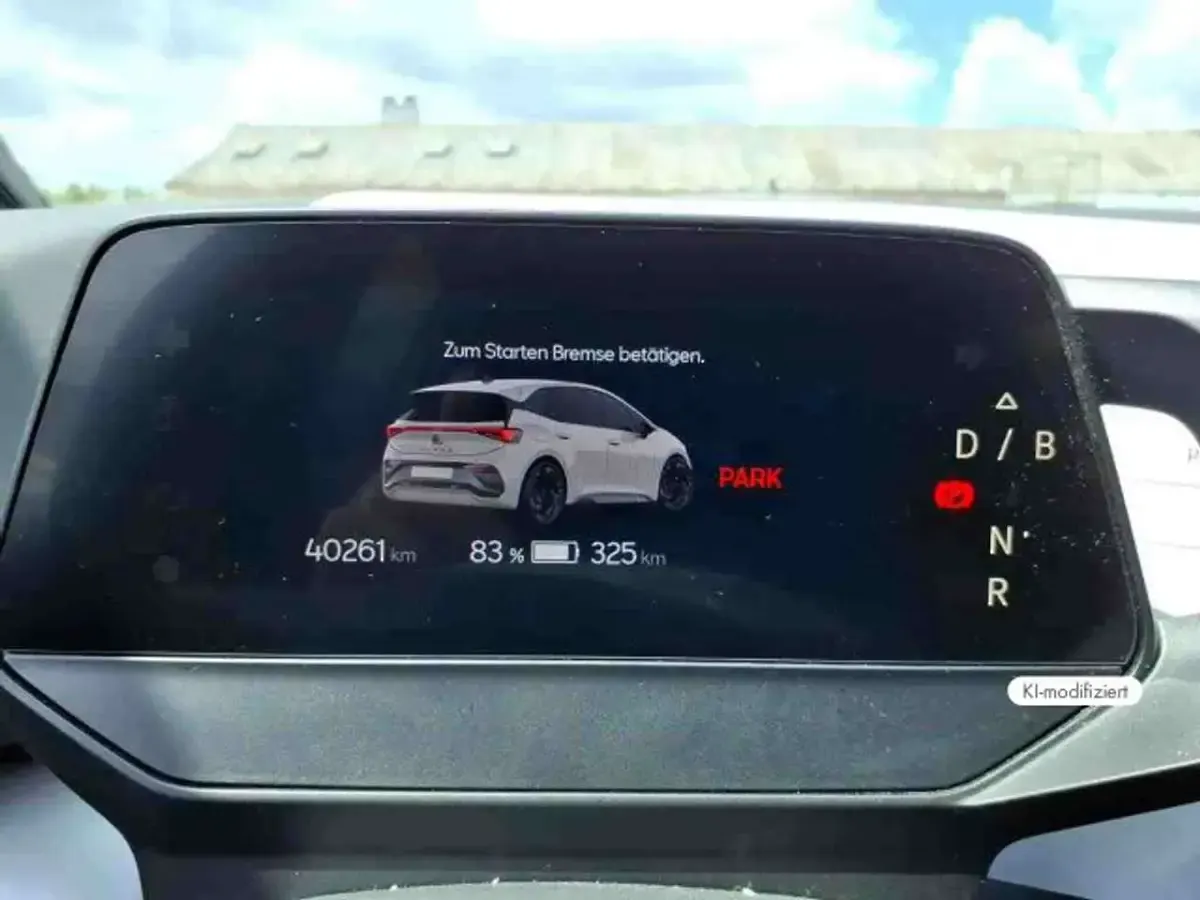 Gebraucht Cupra Born 150 kW (204 PS) 2024 Vaporgrau Kleinwagen