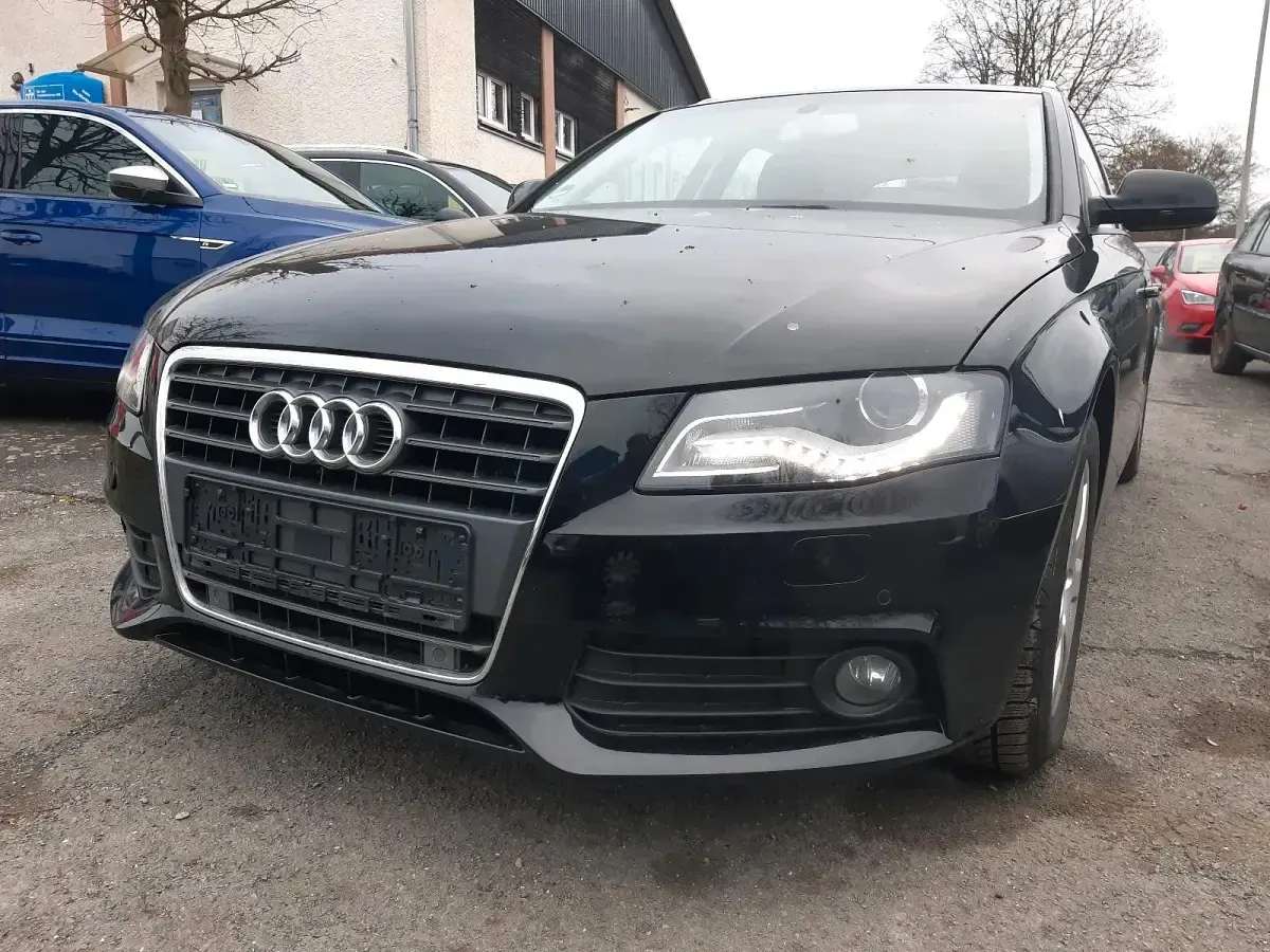 Gebraucht Audi A4 120 PS (88 kW) 2009 Schwarz Kombi
