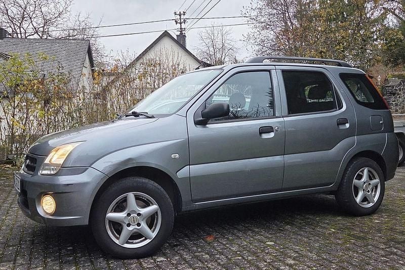 Grau Gebraucht 2007 Subaru Justy Kleinwagen | 4.600 € - Bild 1/4
