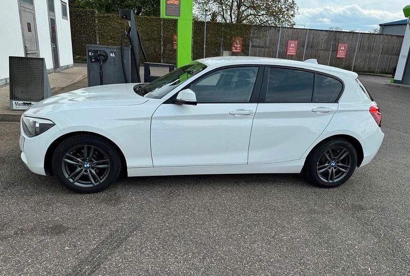 Gebraucht BMW 114 150 PS (110 kW) 2012 Weiß Kleinwagen