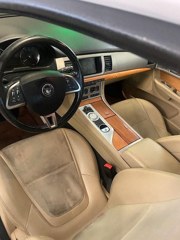 Gebraucht Jaguar XF 340 PS (250 kW) 2014 Weiß Limousine