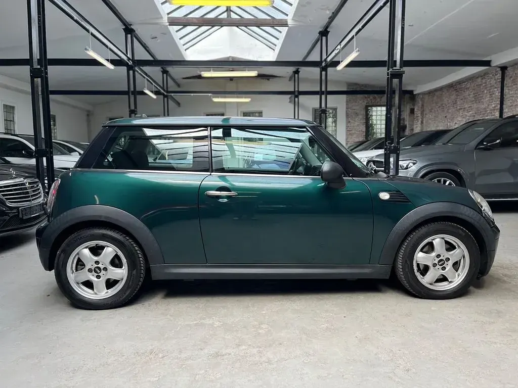 Gebraucht Mini ONE Pepper 75 PS (55 kW) 2010 Grün Kleinwagen