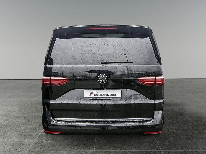 Gebraucht VW Multivan Style 150 PS (110 kW) 2024 Schwarz Van