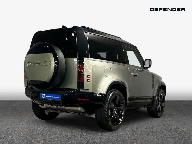 Gebraucht Land Rover Defender SE Dynamic 249 PS (183 kW) 2010 Grün SUV