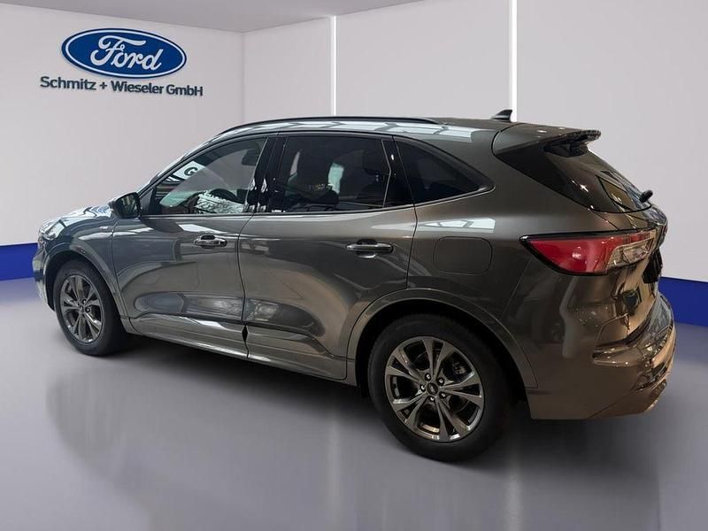 Gebraucht Ford Kuga ST-Line 150 PS (110 kW) 2020 Grau SUV