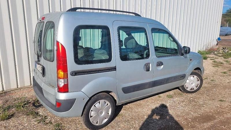 Second-hand Renault Kangoo Expression 95 CP (69 kW) 2003 Argintiu Monovolum