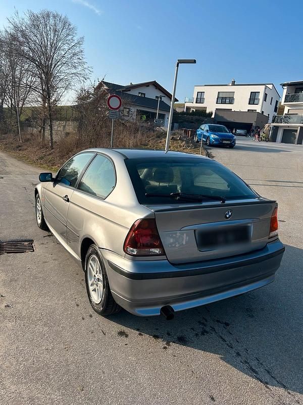 Gebraucht BMW 316 116 PS (85 kW) 2004 Coupé