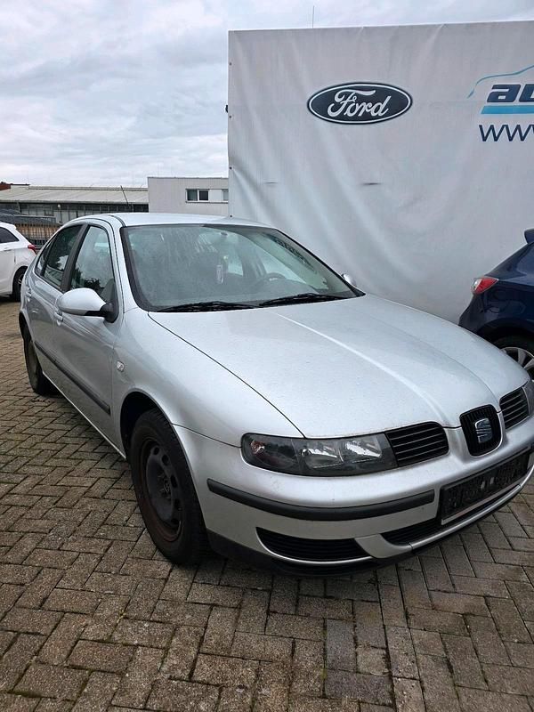 Gebraucht Seat Leon 105 PS (77 kW) 2003 Silber Kleinwagen