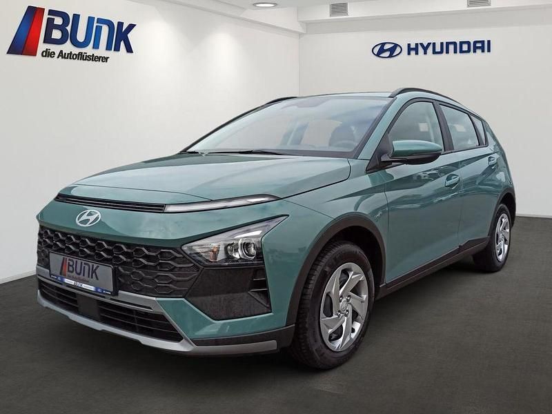 Mangrove green Neu 2025 Hyundai Bayon Select SUV | 21.980 € (Fairer Preis) - Bild 1/4