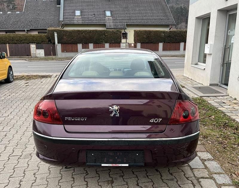Gebraucht Peugeot 407 Platinum 136 PS (100 kW) 2006 Violett Limousine