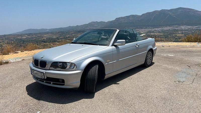 Gebraucht BMW 318 143 PS (105 kW) 2002 Silber Cabrio