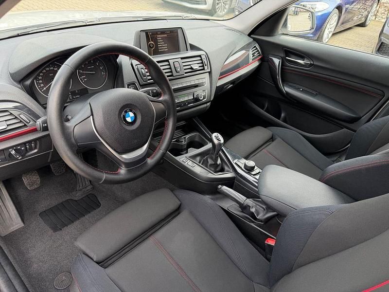Gebraucht BMW 116 Sport Line 136 PS (100 kW) 2012 Weiß Kleinwagen