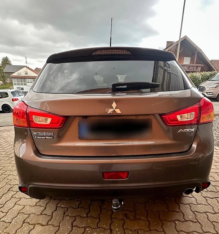 Gebraucht Mitsubishi ASX 150 PS (110 kW) 2014 Braun SUV