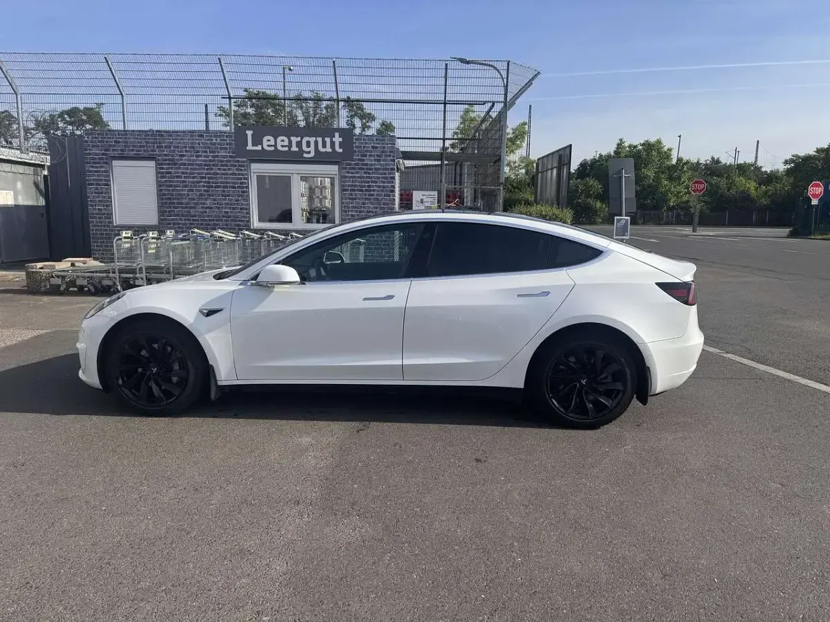 Gebraucht Tesla Model 3 Standard Range Plus 225 kW (306 PS) 2020 Limousine